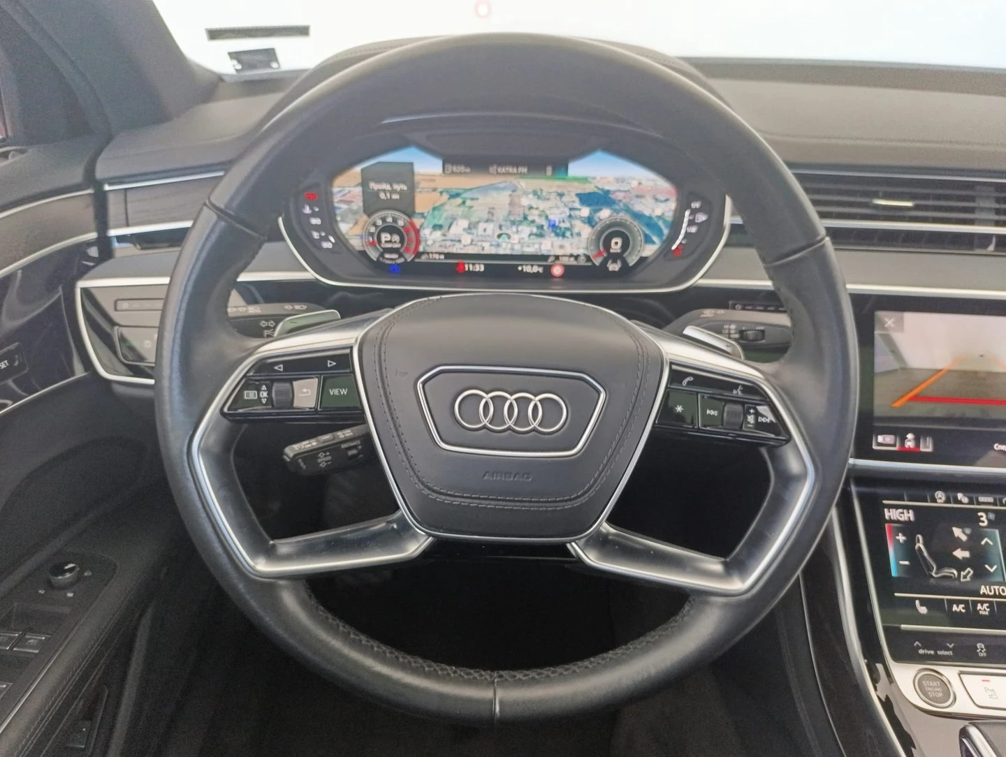 Audi A8 55 TFSI quattro - изображение 7