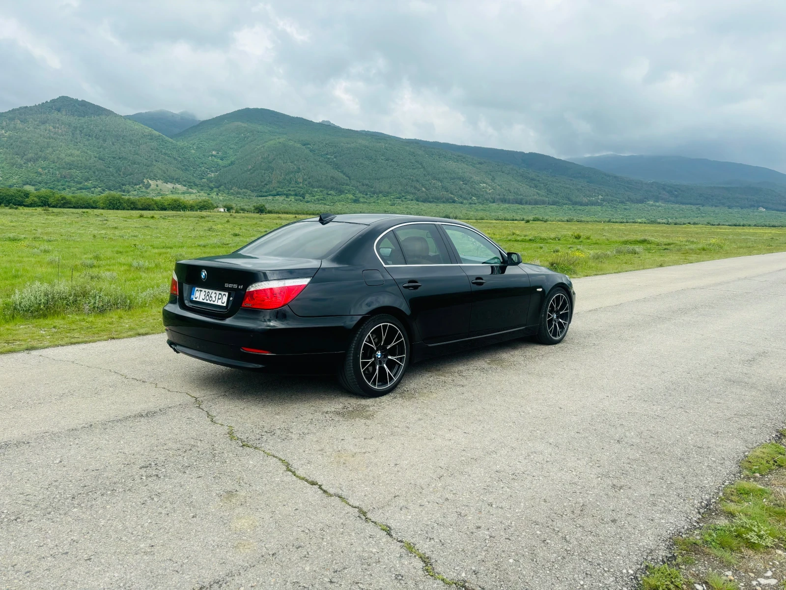 BMW 530 525-3.0 Facelift - изображение 3