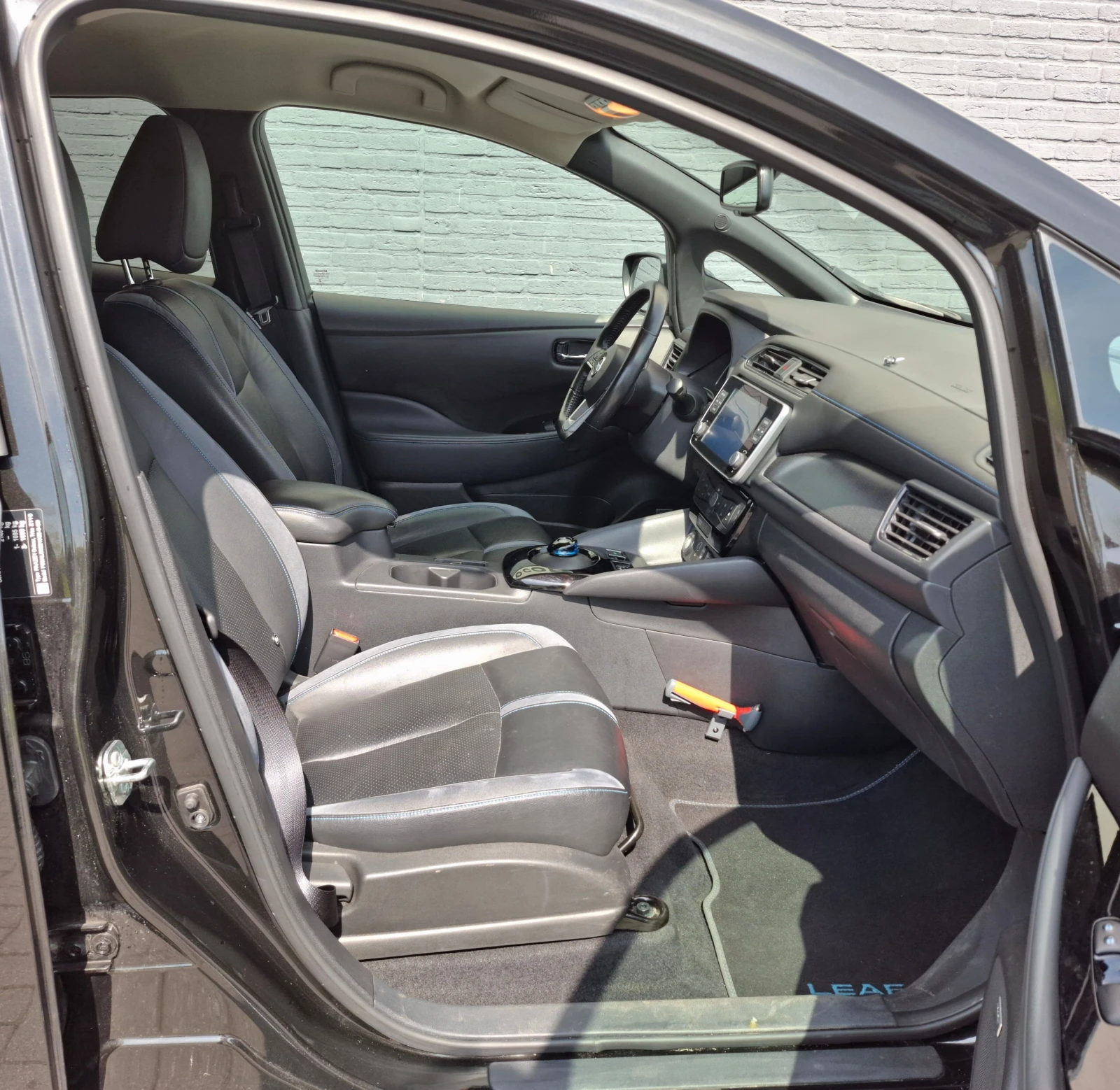 Nissan Leaf  62 kWh Tekna Най-високо ниво оборудване  НОВ ВНОС - изображение 6