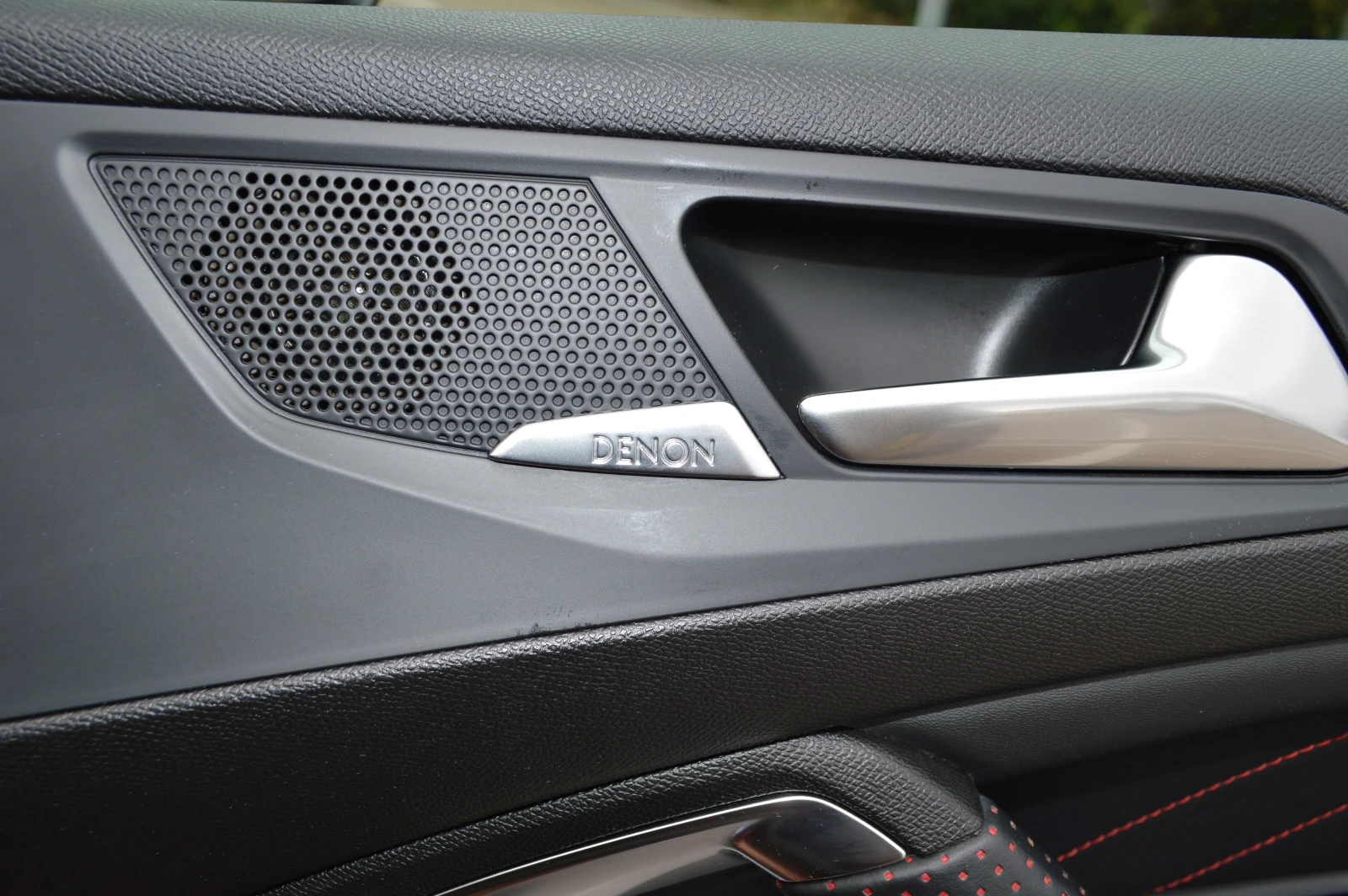 Peugeot 308 GTi | Mobile.bg   14