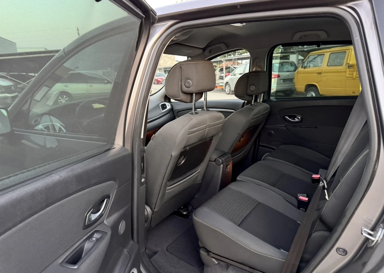 Renault Scenic 1.5 DCI - изображение 9