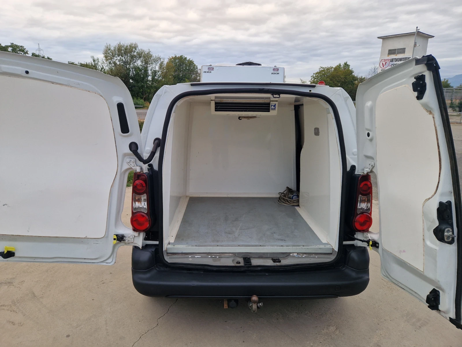 Peugeot Partner 1.6 hdi EVRO 5B HLADILNO -5  TOP TOP - изображение 2