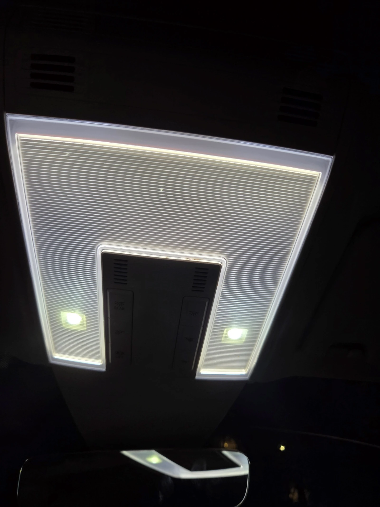 VW Passat 2.0 TSI, Highline Full LED, 2018 �. | Mobile.bg � ����������� 15