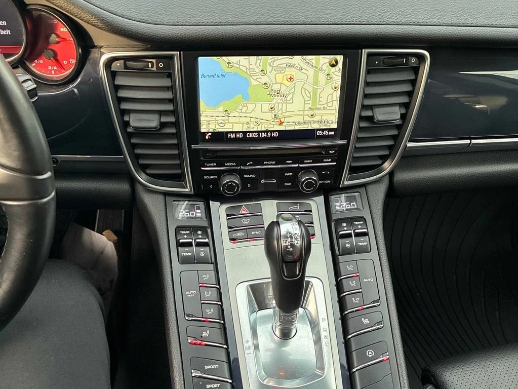 Porsche Panamera * 4dr HB * CARFAX * БЕЗ ПЪРВОНАЧАЛНА ВНОСКА - изображение 9