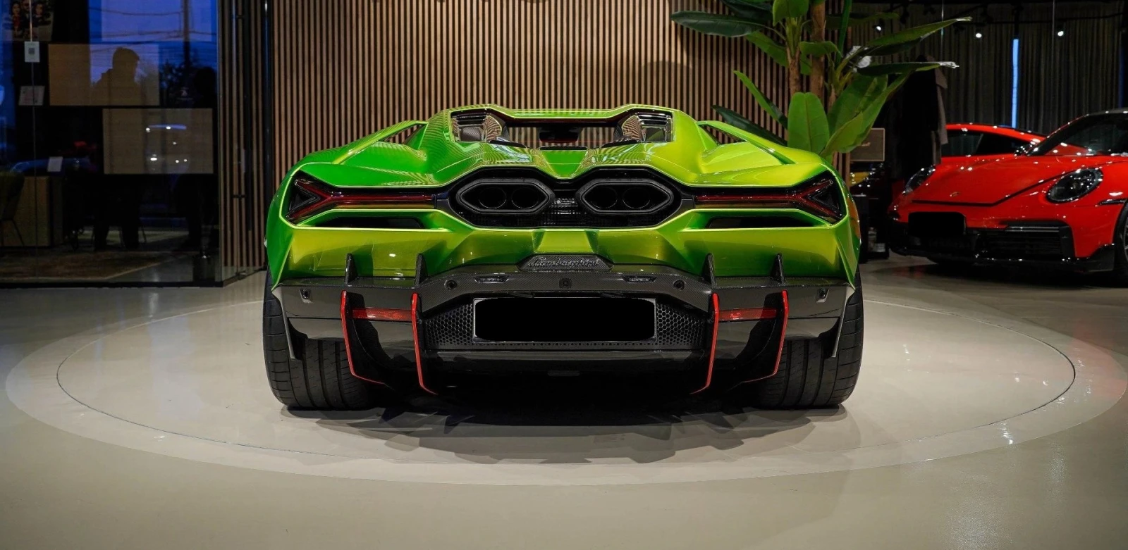 Lamborghini Revuelto 6.5 V12 HPEV 4WD - изображение 6