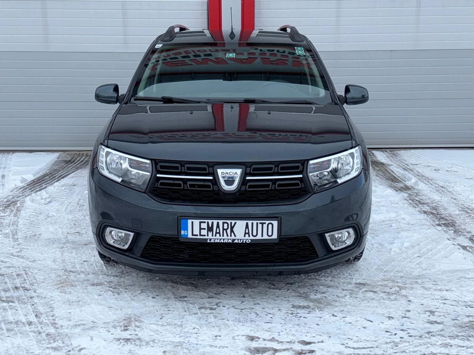 Dacia Lodgy 0.9I NAVI KLIMATIK EVRO 6B ������!!! | Mobile.bg � ����������� 1
