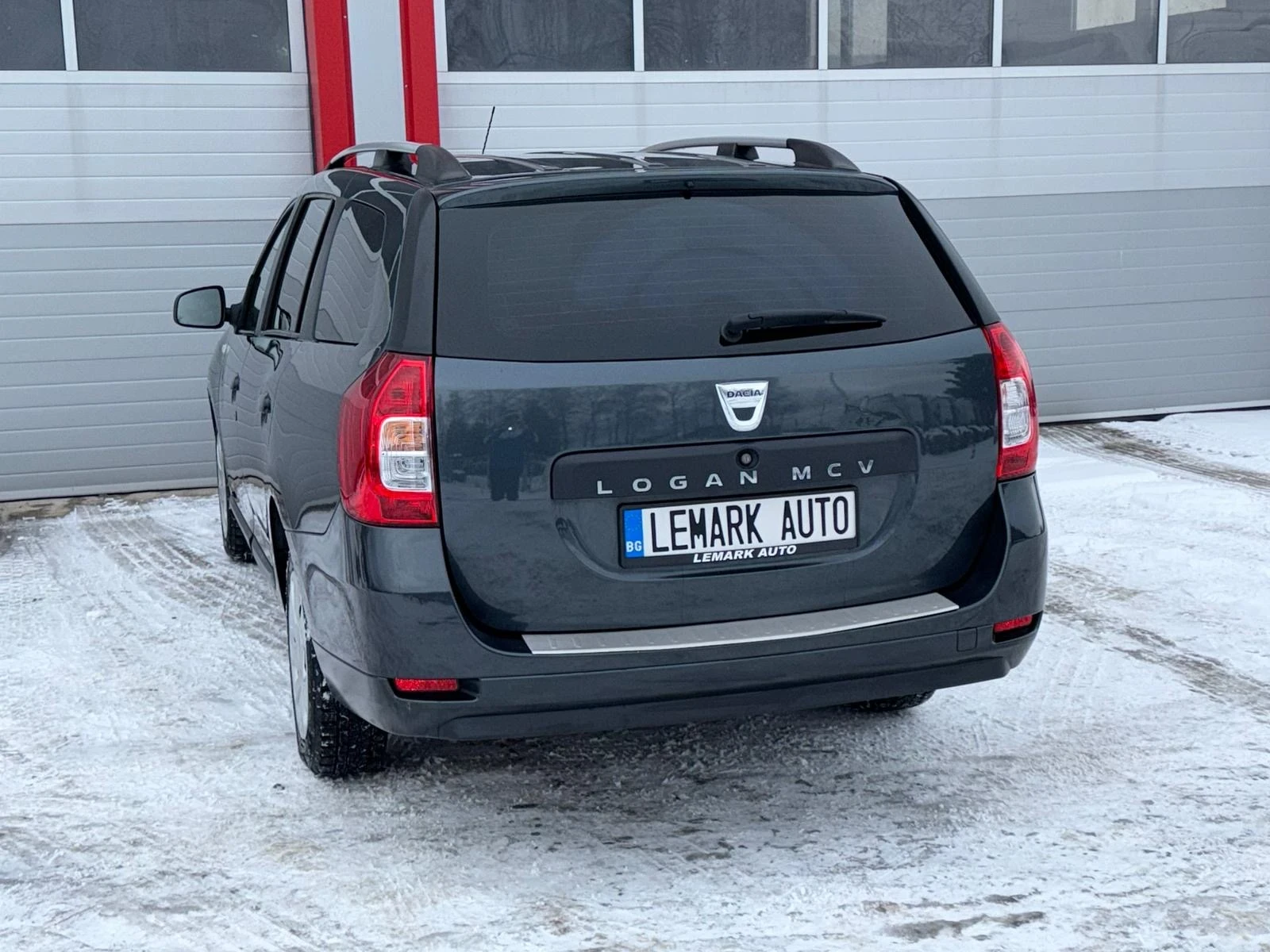 Dacia Lodgy 0.9I NAVI KLIMATIK EVRO 6B ЛИЗИНГ!!! - изображение 9