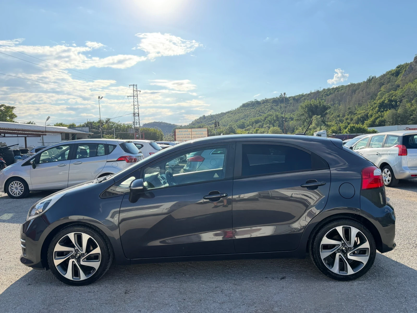 Kia Rio 1.4CRDI NAVI/LED, снимка 6 - Автомобили и джипове - 53445066