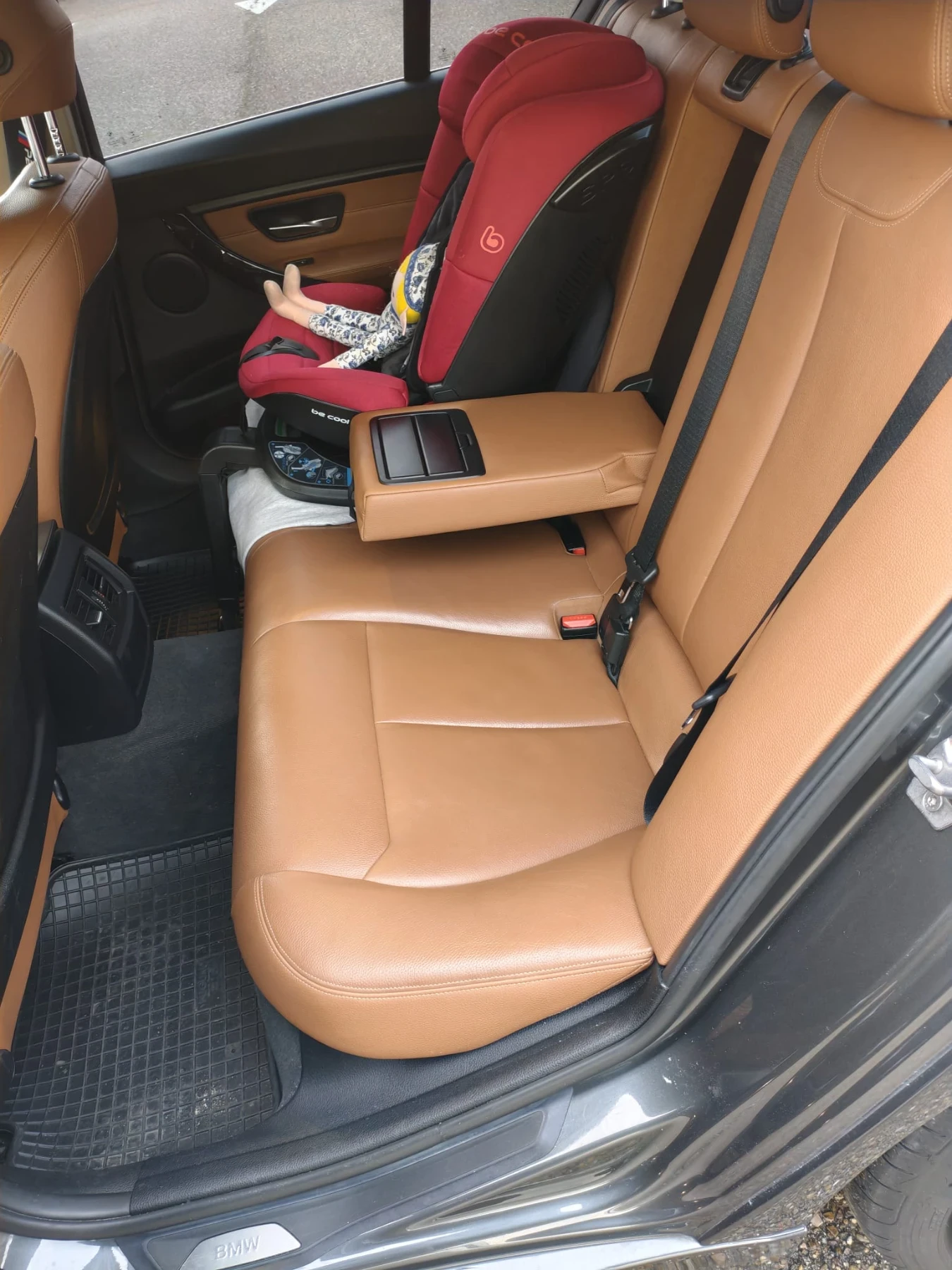 BMW 320, снимка 12 - Автомобили и джипове - 54168604