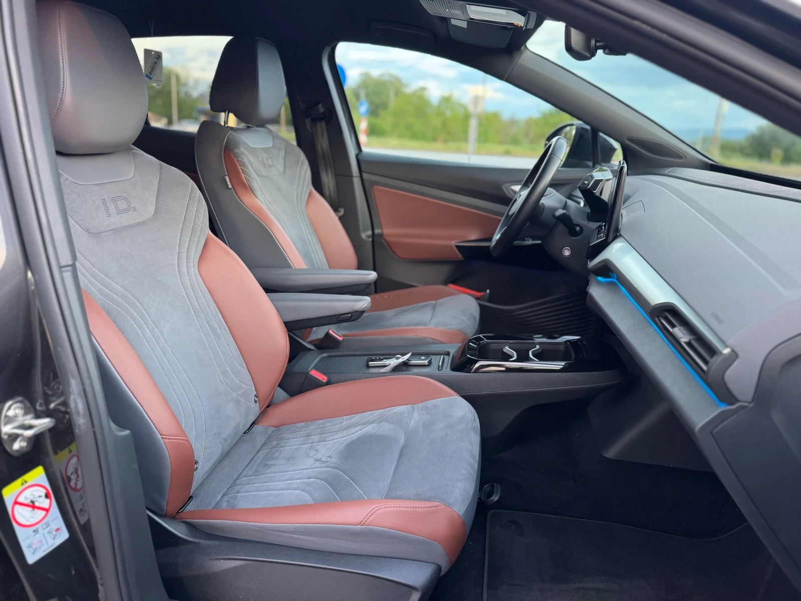 VW ID.4 82kw* FirstEdition* ACC* КАМЕРА* 90%SOH, снимка 7 - Автомобили и джипове - 54483490