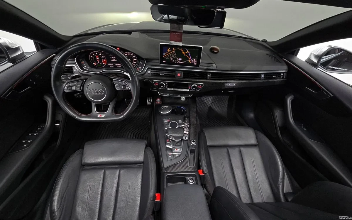 Audi A5 45 TFSI Quattro Premium Spotback, снимка 7 - Автомобили и джипове - 54775930