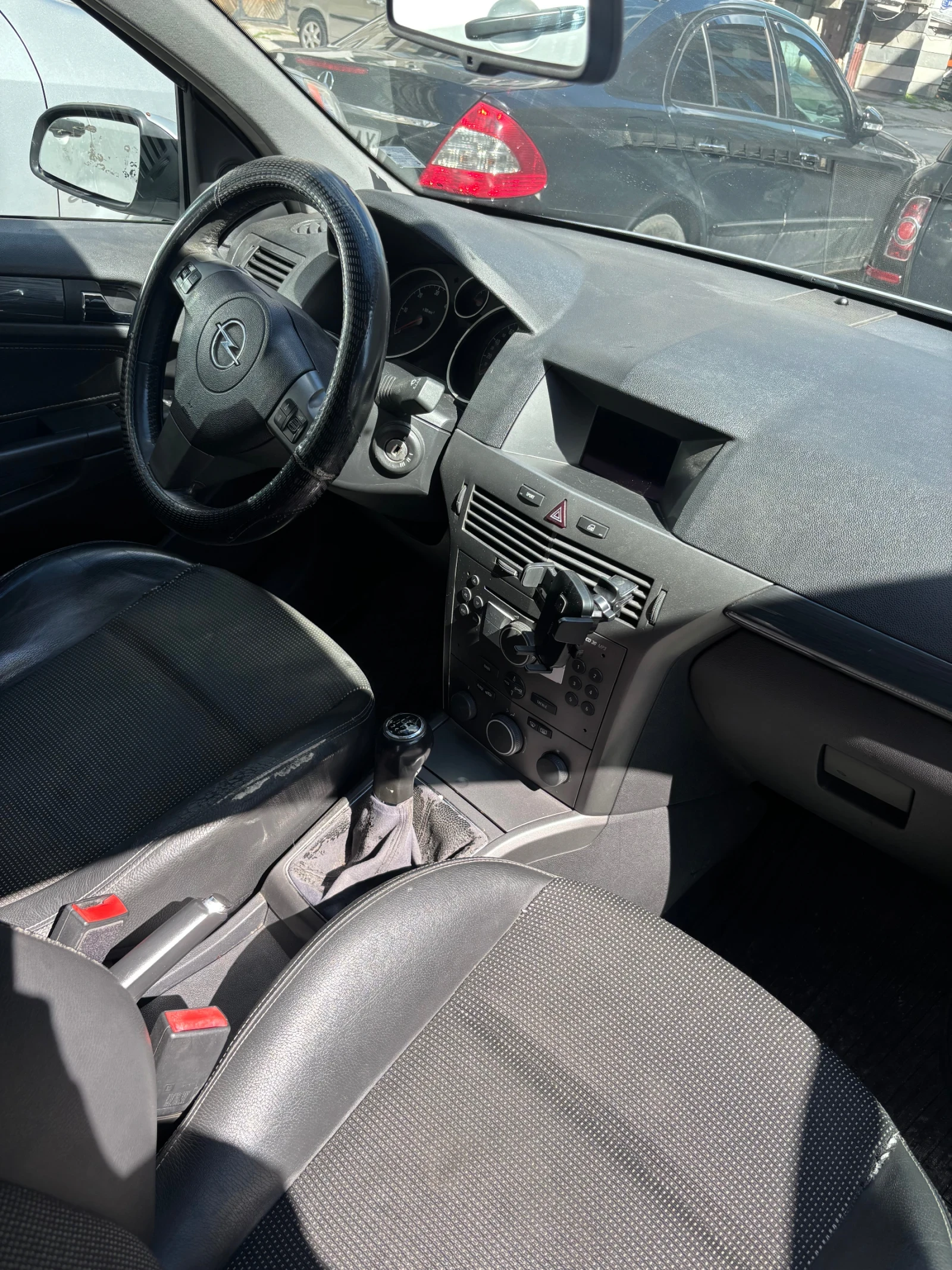 Opel Astra  H 1.7 cdti, снимка 14 - Автомобили и джипове - 54785920