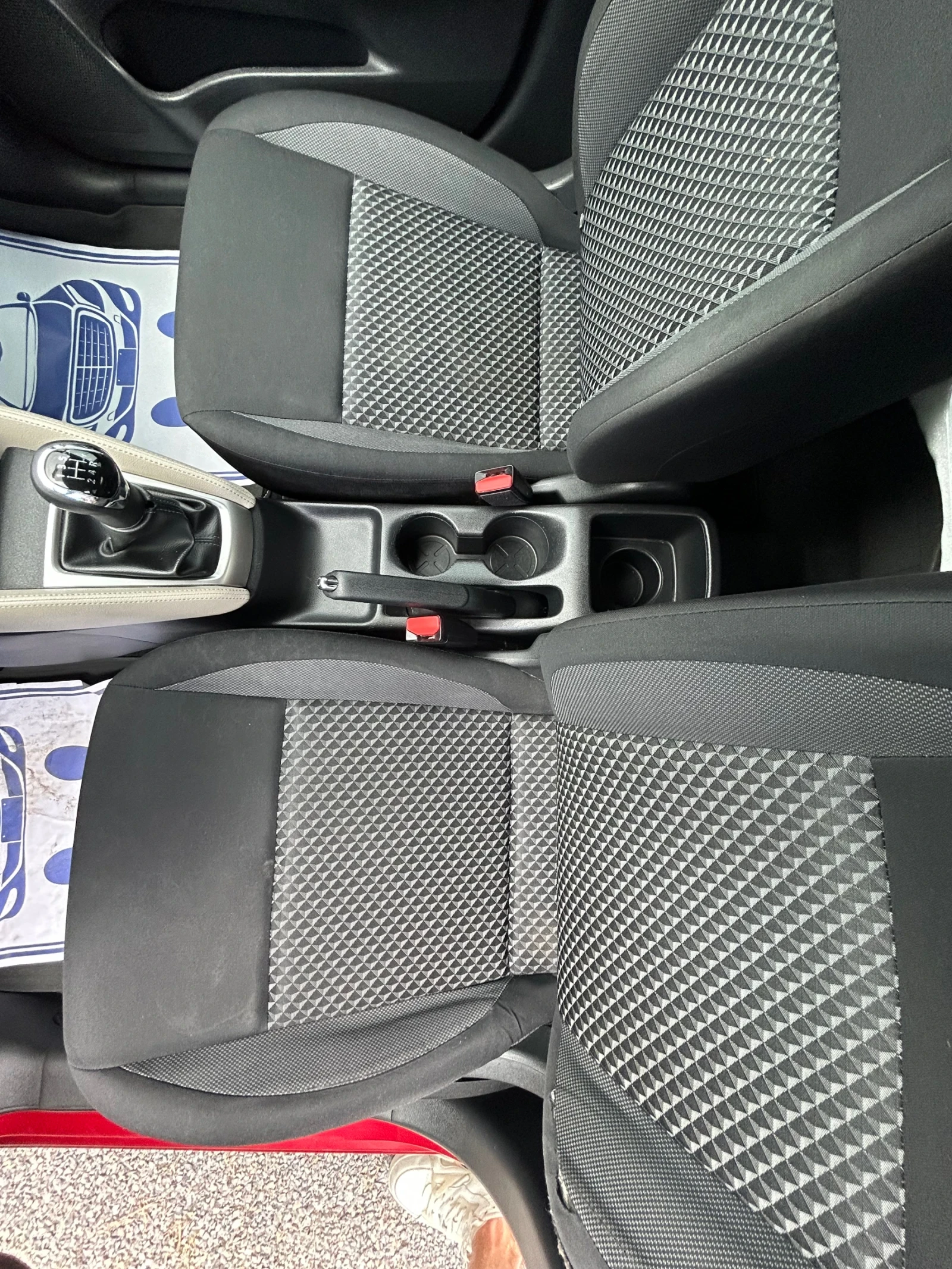 Nissan Micra, снимка 10 - Автомобили и джипове - 54853653