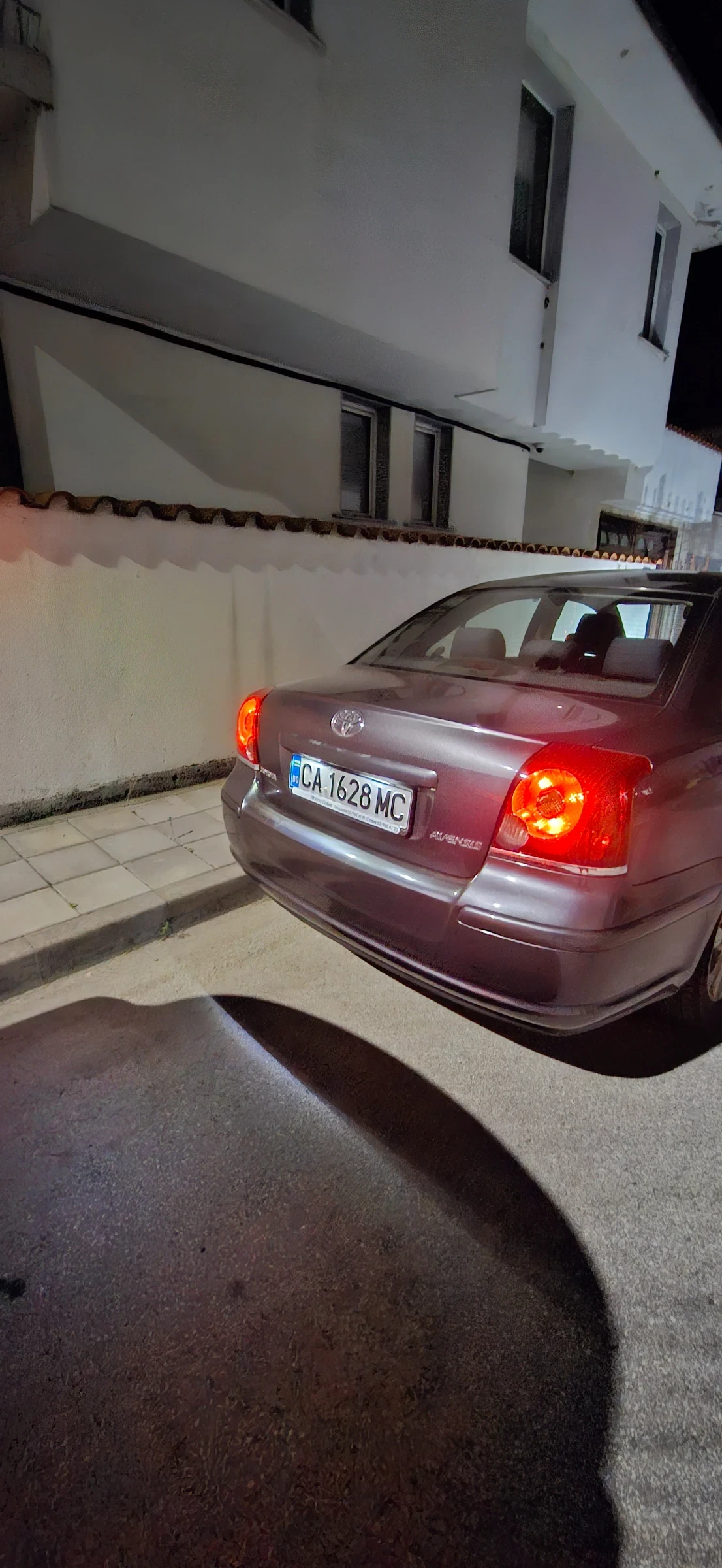 Toyota Avensis, снимка 16 - Автомобили и джипове - 55548046