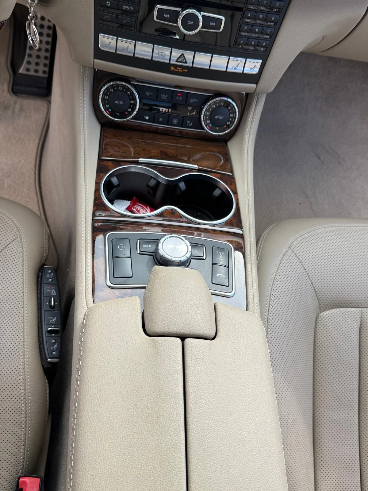 Mercedes-Benz CLS 550, снимка 12 - Автомобили и джипове - 56246576