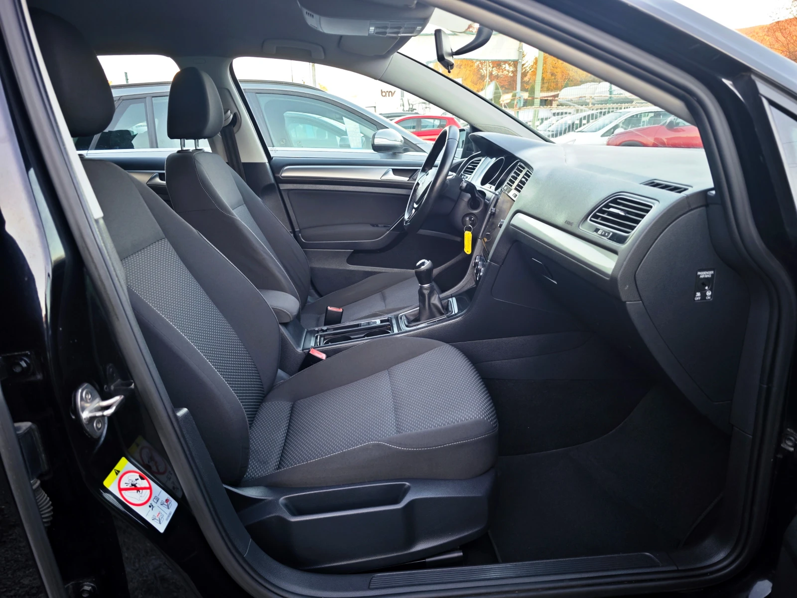 VW Golf 1.6TDi 116ks | Mobile.bg � ����������� 12