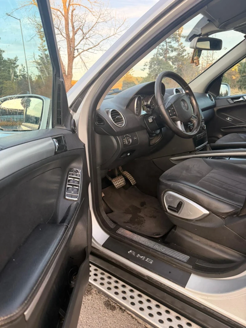 Mercedes-Benz ML 320, снимка 6 - Автомобили и джипове - 52840397