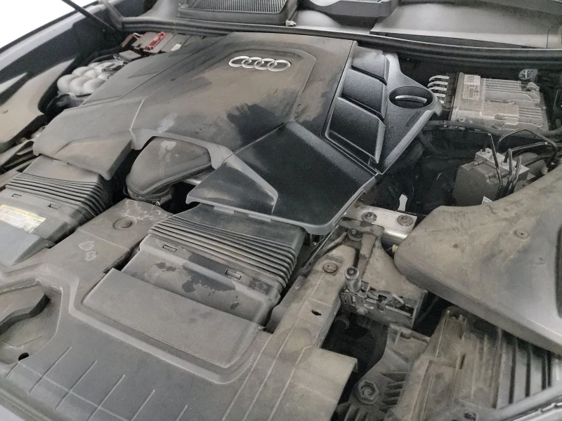 Audi Q8 PREMIUM / ДИГИТАЛНО ТАБЛО / ПАНОРАМА, снимка 14 - Автомобили и джипове - 52552087