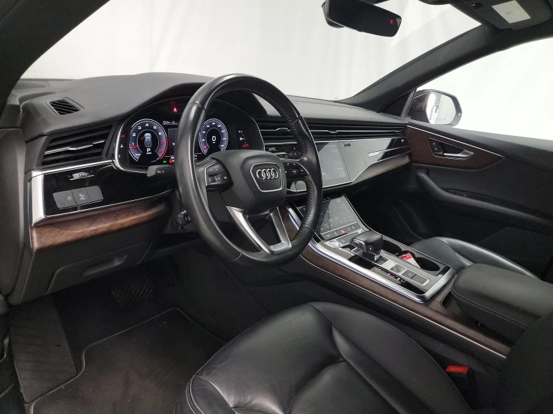 Audi Q8 PREMIUM / ДИГИТАЛНО ТАБЛО / ПАНОРАМА, снимка 8 - Автомобили и джипове - 52552087
