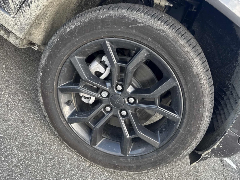 Jeep Grand cherokee CARFAX* АВТОФИНАНСИРАНЕ* БЕЗ ПЪРВОНАЧАЛНА ВНОСКА* , снимка 7 - Автомобили и джипове - 52981541