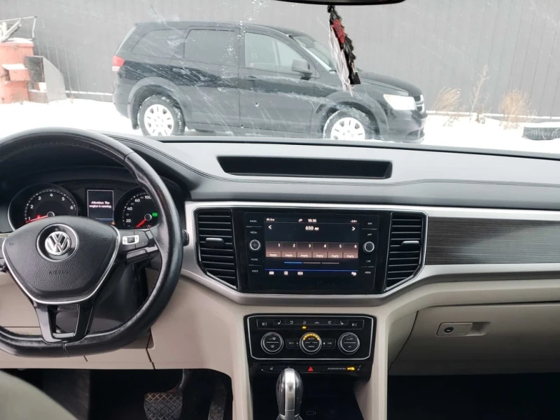 VW Atlas * Highline * CARFAX * ЦЕНА ДО БГ, снимка 7 - Автомобили и джипове - 53154858