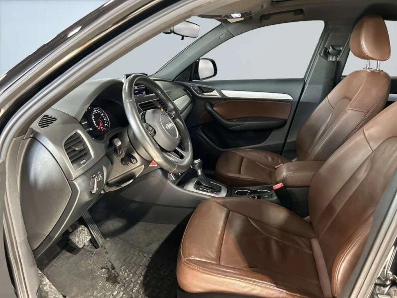 Audi Q3 * Premium, Sport Premium * CARFAX * ЦЕНА ДО БГ, снимка 6 - Автомобили и джипове - 53358013