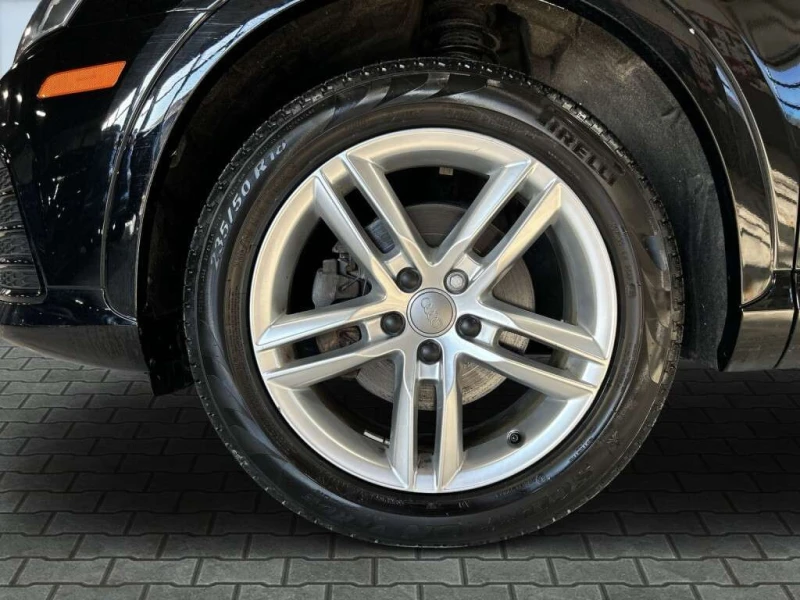 Audi Q3 * Premium, Sport Premium * CARFAX * ЦЕНА ДО БГ, снимка 12 - Автомобили и джипове - 53358013