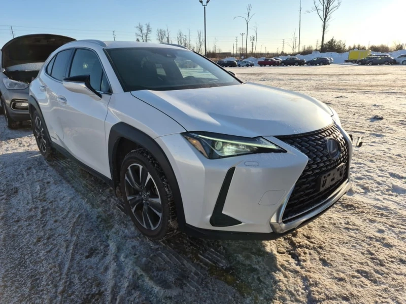 Lexus UX 250h PANO| HEATED SEATS| MEMORY, снимка 2 - Автомобили и джипове - 53370903