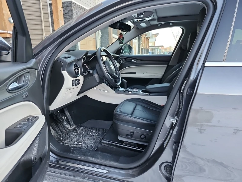 Alfa Romeo Stelvio Ti 4D Utility* АвтоКредит* Цена до БГ - изображение 8