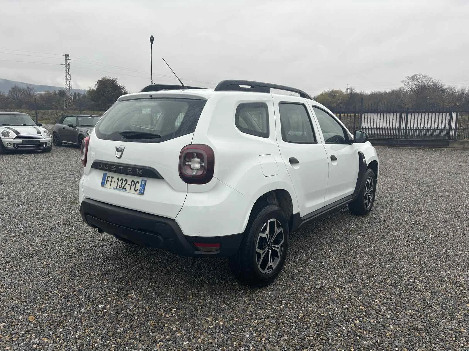 Dacia Duster 1.5, Euro 6, 4x4 Нов внос - изображение 4