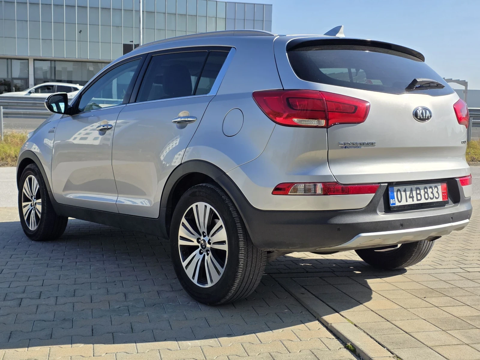 Kia Sportage 2.0CRDI 4x4 FACELIFT 128000km  - изображение 3