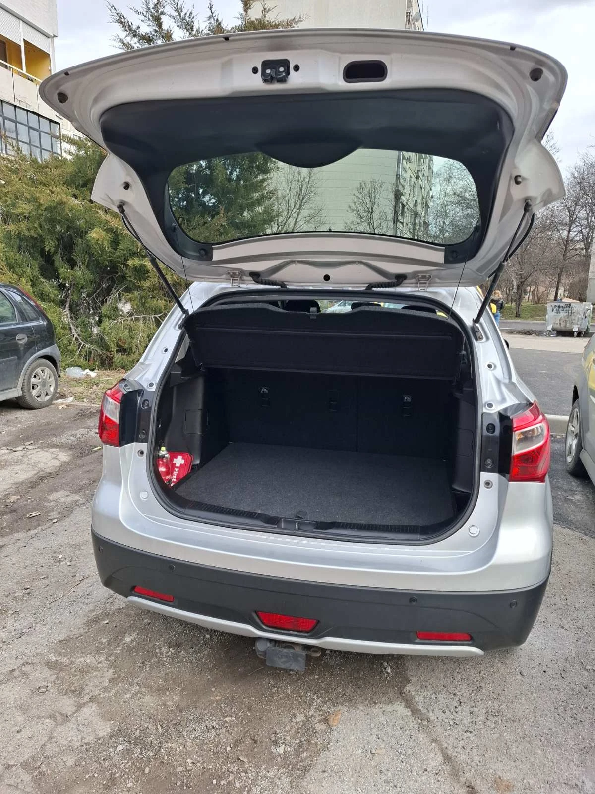 Suzuki SX4 S-Cross, снимка 15 - Автомобили и джипове - 53493811