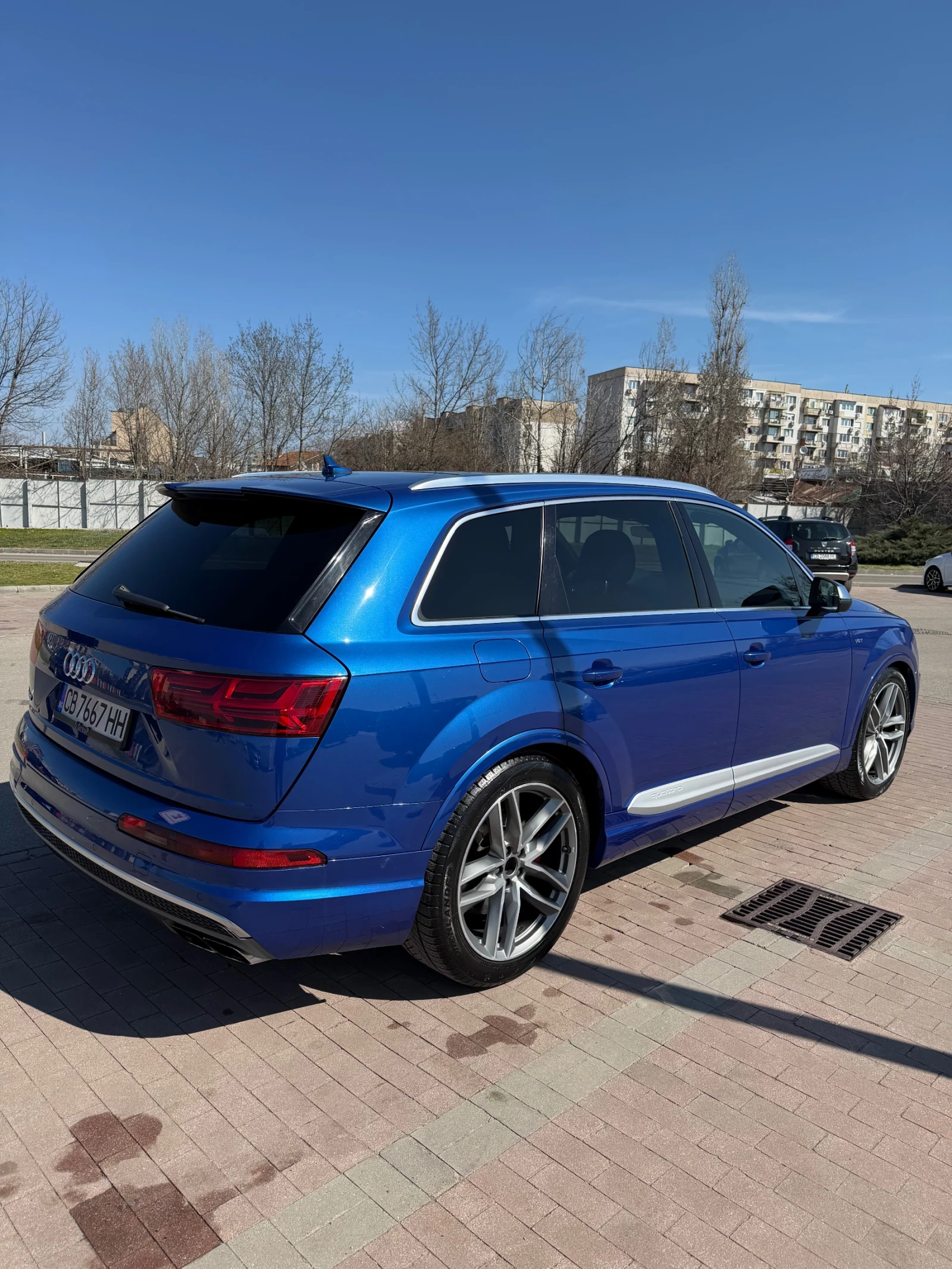 Audi SQ7 ДОБРО СЪСТОЯНИЕ НАПЪЛНО ОБСЛУЖЕН КАСКО БАРТЕР ФУЛЛ, снимка 4 - Автомобили и джипове - 53819113