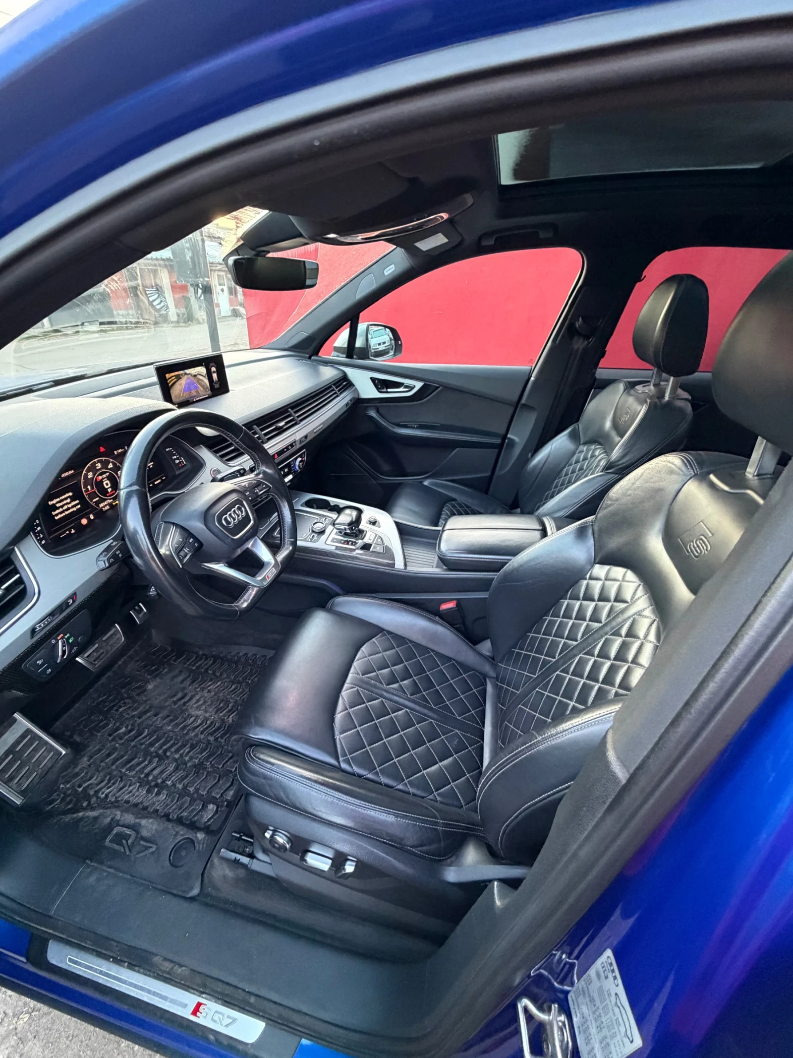 Audi SQ7 ДОБРО СЪСТОЯНИЕ НАПЪЛНО ОБСЛУЖЕН КАСКО БАРТЕР ТОПП, снимка 10 - Автомобили и джипове - 53819113