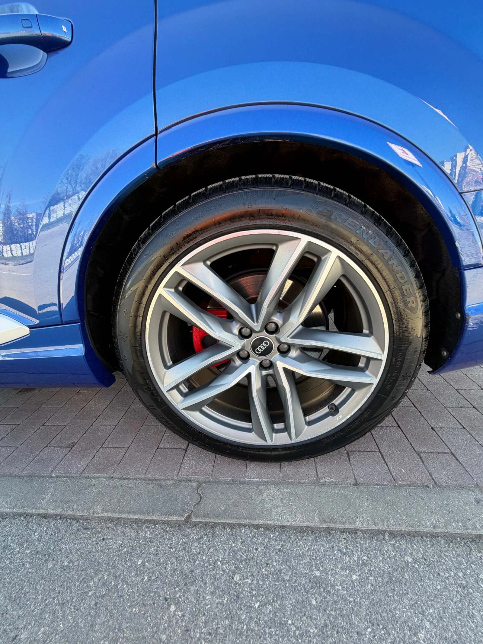 Audi SQ7 ДОБРО СЪСТОЯНИЕ НАПЪЛНО ОБСЛУЖЕН КАСКО БАРТЕР ФУЛЛ, снимка 10 - Автомобили и джипове - 53819113