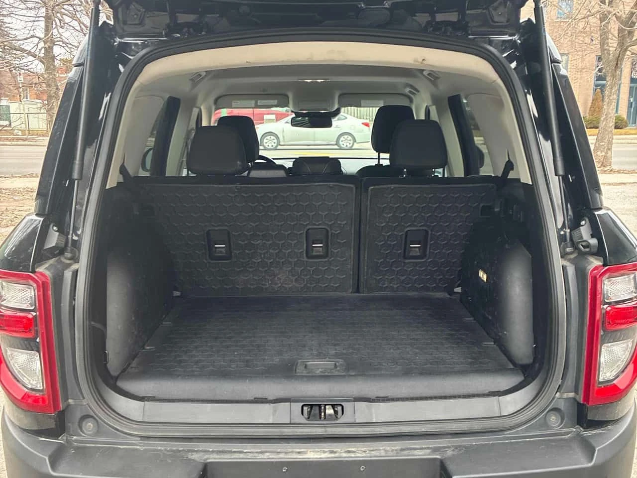 Ford Bronco * Badlands* 2 КЛЮЧА* ПОДГРЕВ* KEYLESS* , снимка 17 - Автомобили и джипове - 54154916