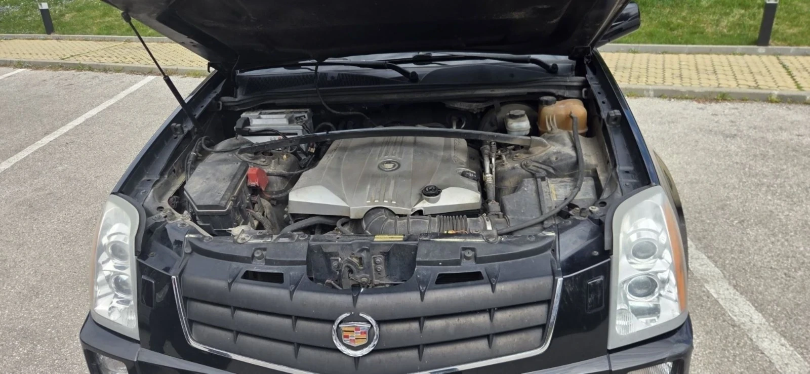 Cadillac Srx, снимка 13 - Автомобили и джипове - 54181547