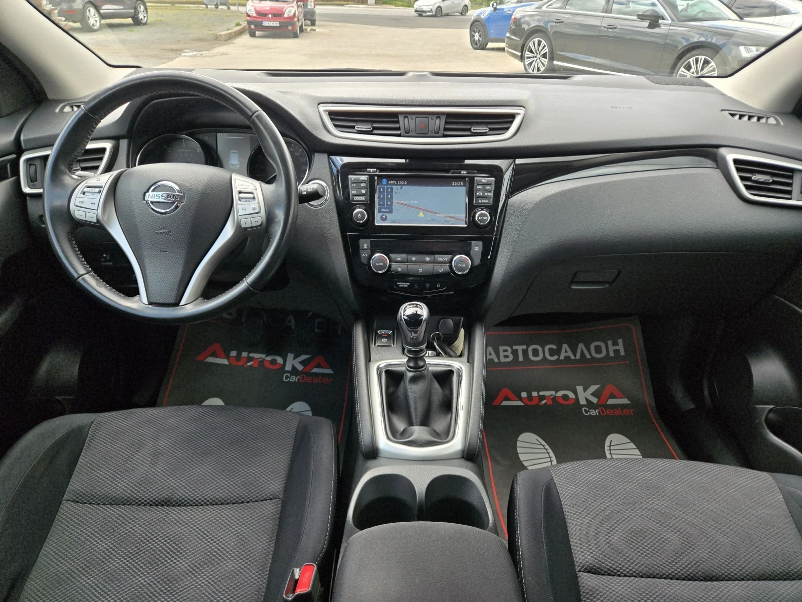 Nissan Qashqai 1.5DCI-110кс= 6сй= TEKNA= ПАНОРАМА= 360= KEYLESS, снимка 12 - Автомобили и джипове - 54416067
