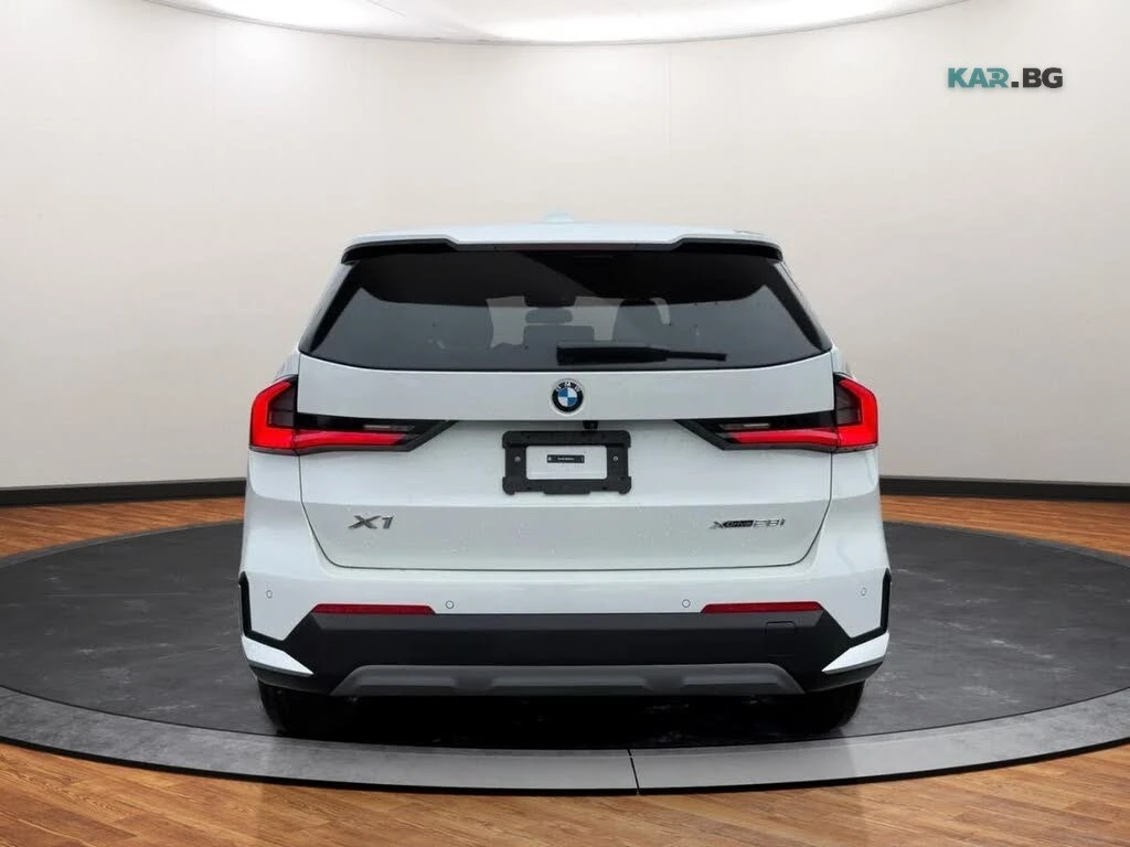 BMW X1 * KEYLESS * AWD * Автокредит * (Цена до България), снимка 5 - Автомобили и джипове - 55232241