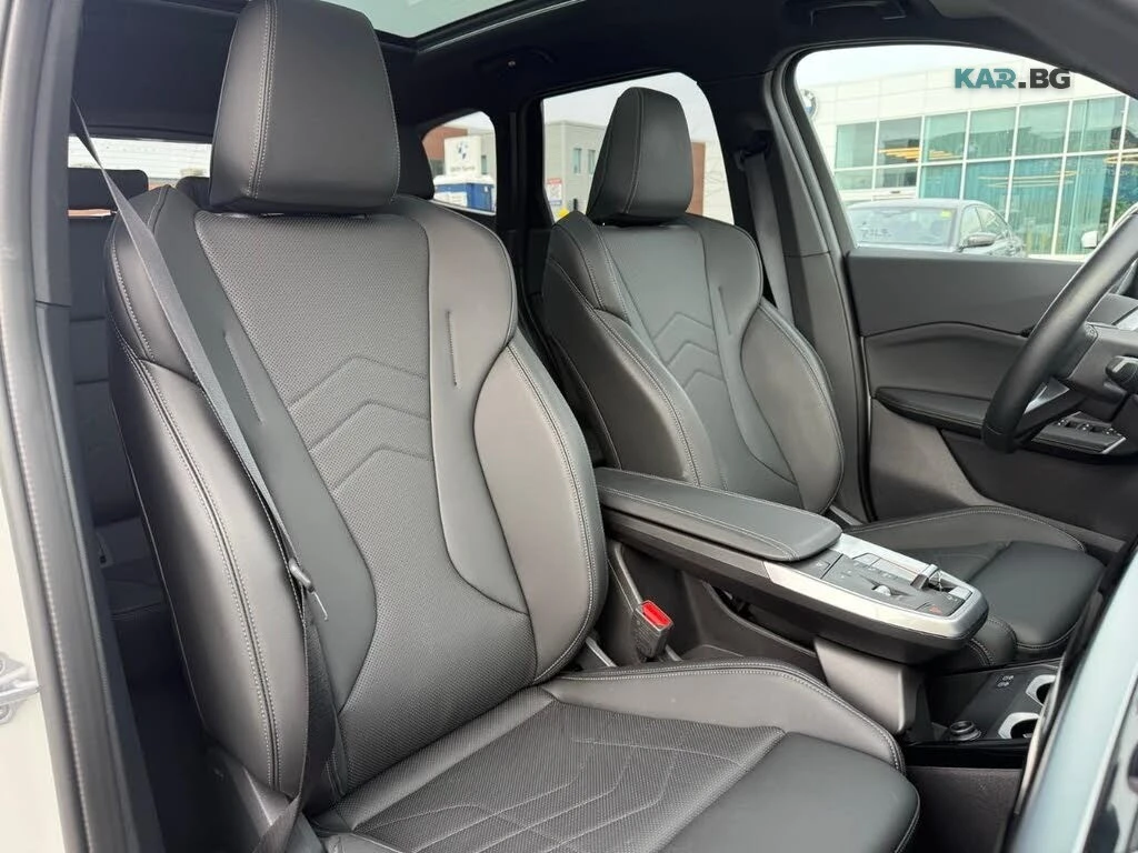 BMW X1 * KEYLESS * AWD * Автокредит * (Цена до България), снимка 13 - Автомобили и джипове - 55232241