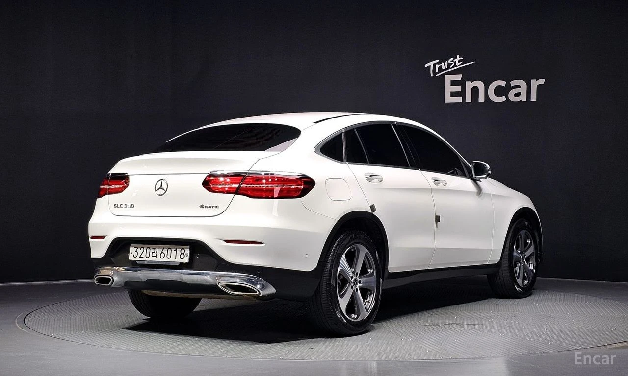 Mercedes-Benz GLC 300 COUPE* 360КАМЕРА* ПОДГРЕВ* КАМЕРА* КЕЙЛЕС* , снимка 2 - Автомобили и джипове - 55696351