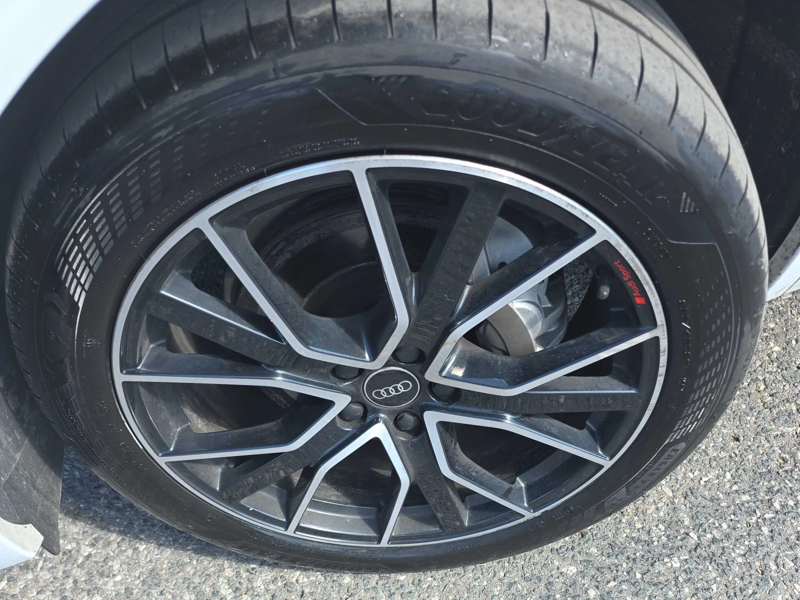Audi Q5 * Progressiv * CARFAX * БЕЗ ПЪРВОНАЧАЛНА ВНОСКА, снимка 11 - Автомобили и джипове - 56056790