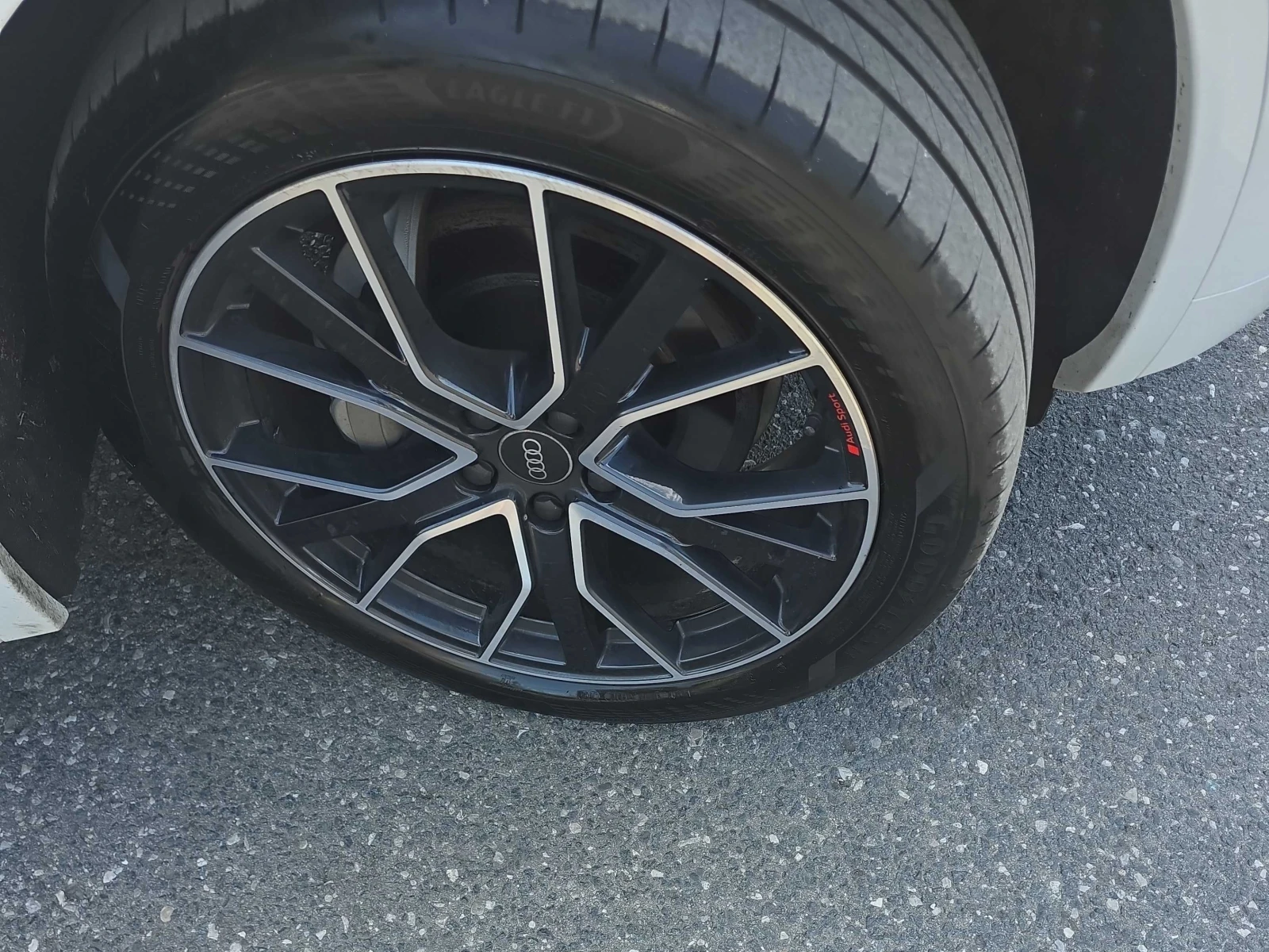 Audi Q5 * Progressiv * CARFAX * БЕЗ ПЪРВОНАЧАЛНА ВНОСКА, снимка 17 - Автомобили и джипове - 56056790