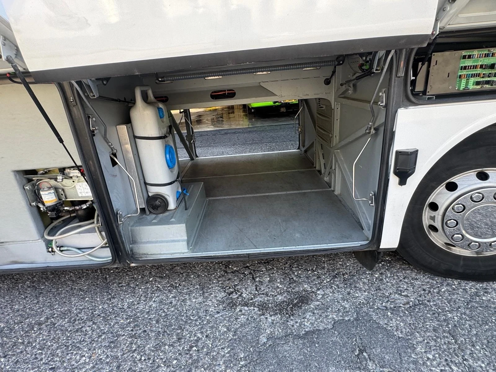 Setra 120 515 HD 55 места, снимка 10 - Бусове и автобуси - 56168262