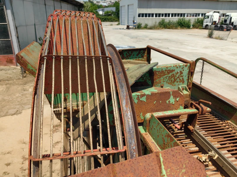 Специализирани машини Машини за зеленчуци Hagedorn Wisent Картофокомбайн, снимка 8 - Селскостопанска техника - 46842289