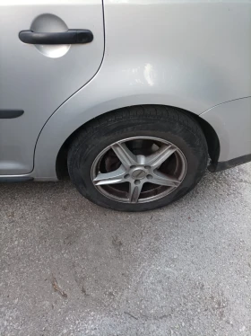 VW Touran | Mobile.bg    3