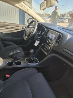 Renault Megane 1, 6 SCe ГАЗ, снимка 3