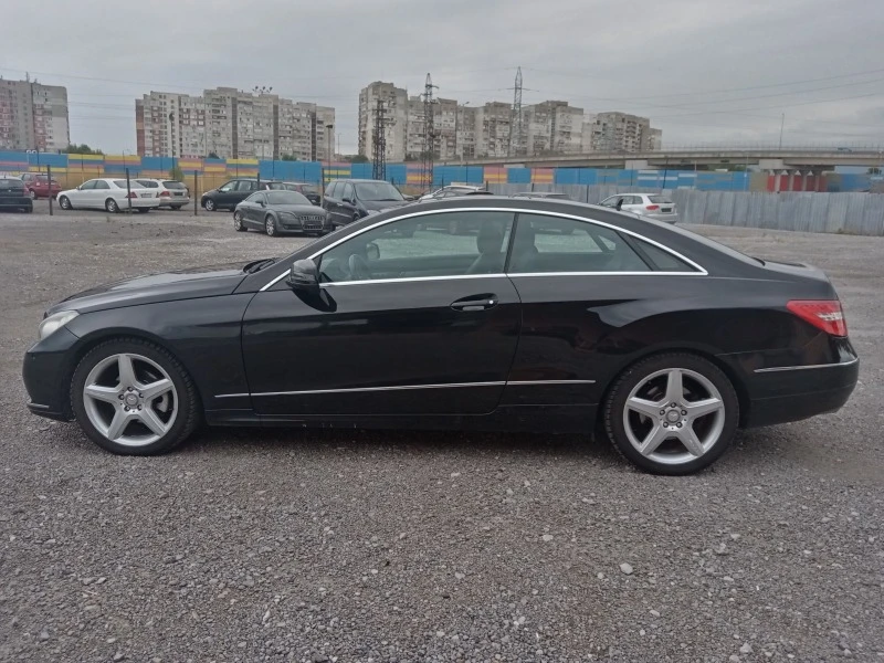 Mercedes-Benz E 220 2.2 CDI- АВТОМАТ, снимка 5 - Автомобили и джипове - 41861622