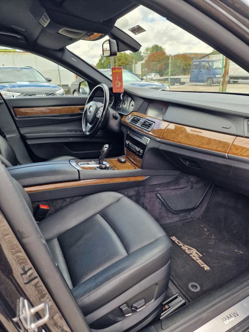 BMW 740 LD M-PACK , снимка 11 - Автомобили и джипове - 47204017