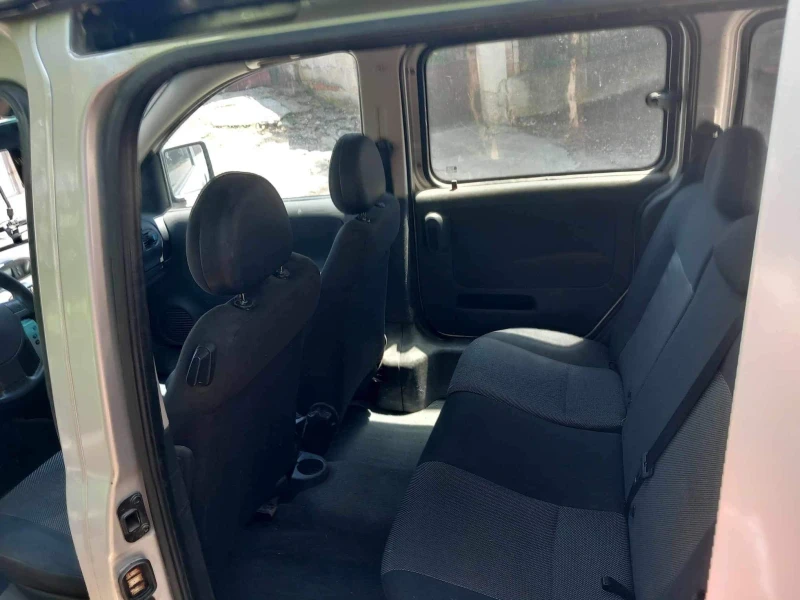 Opel Combo 1.6, снимка 6 - Автомобили и джипове - 49196908